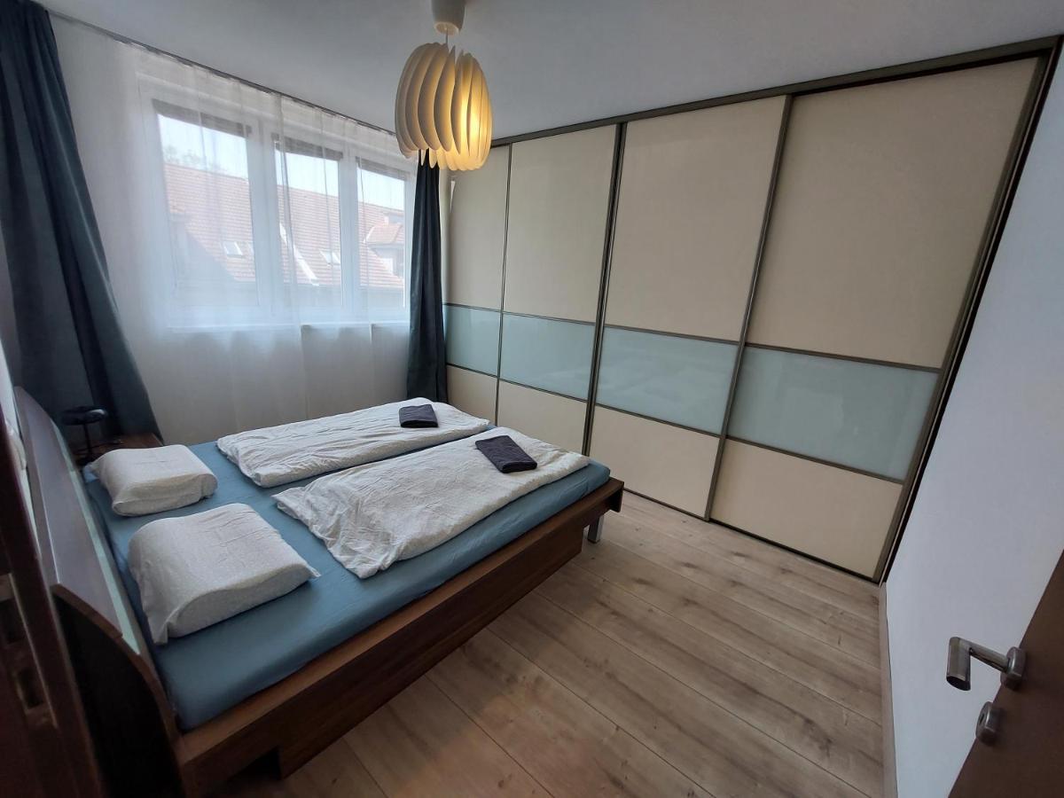 Utulny Apartman V Bratislava 4 エクステリア 写真