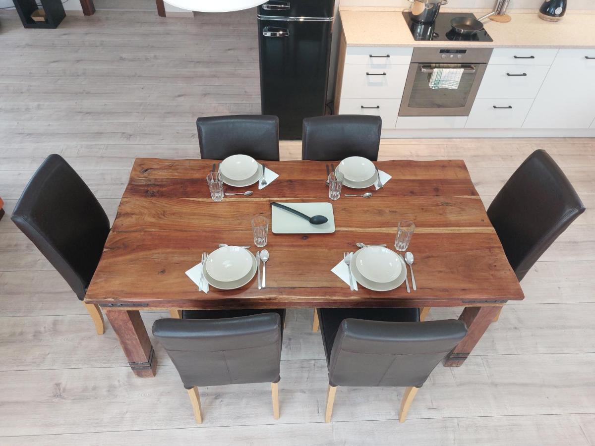 Utulny Apartman V Bratislava 4 エクステリア 写真
